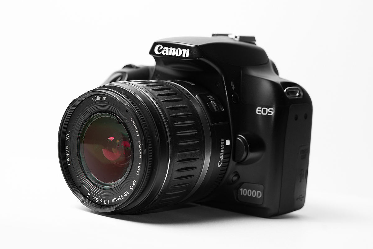 Canon EOS 1000D Kit – открой для себя мир впечатляющих фотографий.